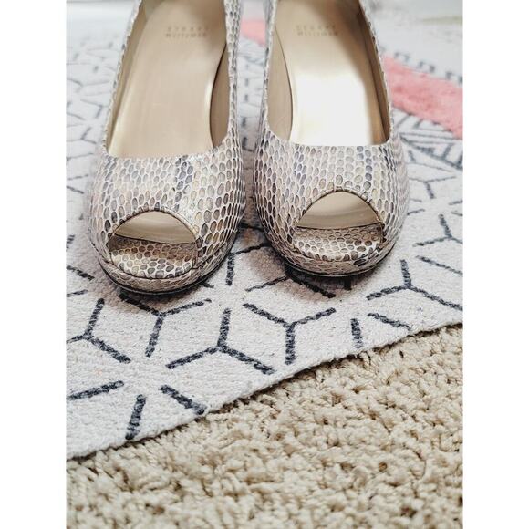 Stuart Weitzman Faux Python Patent Leather Peep Toe Heels, sz 7.5 - Picture 4 of 16